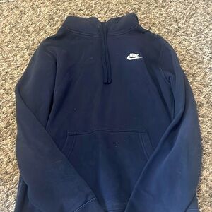 nike sweatshirt